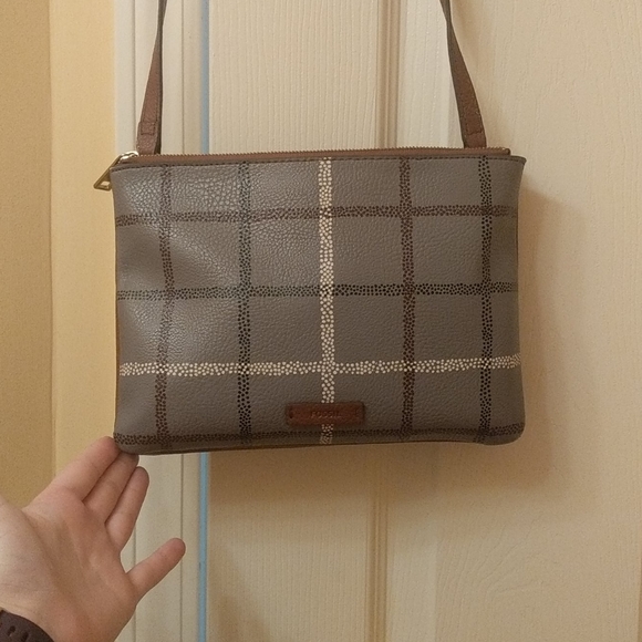 Fossil Crossbody - Picture 2 of 5